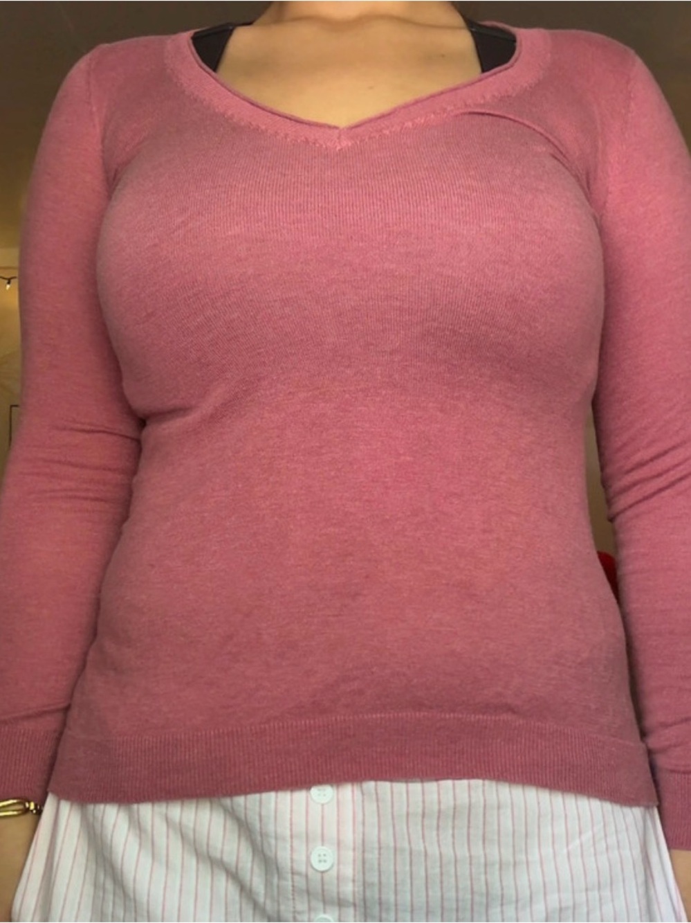 Banana Republic Rose Pink V-Neck Long Sleeve Sweater